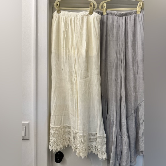 Anthropologie Boho Chic Cream and Gray Palazzo Pants - Picture 2 of 4